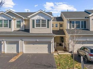 22 Alexandra Way, Clinton, NJ 08809