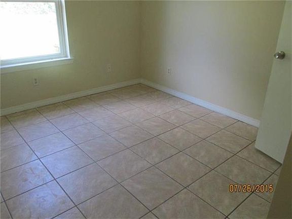 3rd image of 1465 Cypress St