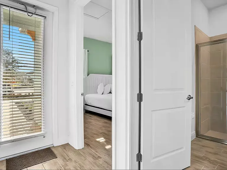 3040 Parrot Head Pl — Photo 32