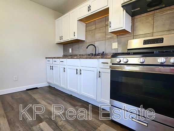 3rd image of 3060 Lee Ellen Pl