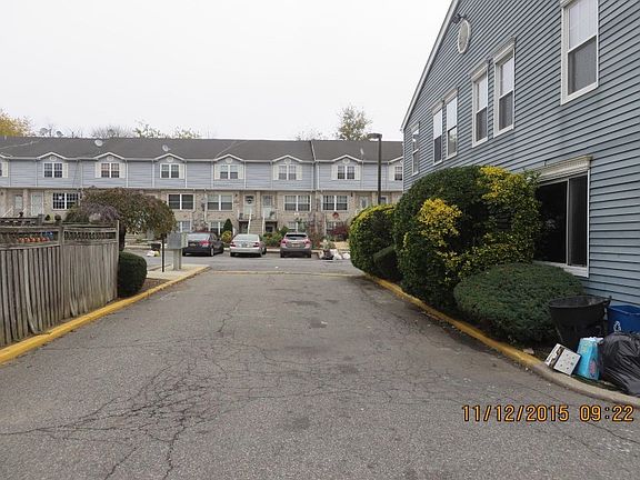 4th image of 223A Pond Way