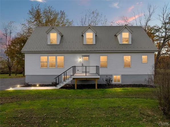 15 Rowe Rd, Mexico, NY 13114