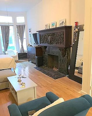 3rd image of 309 W 72nd St APT 2C