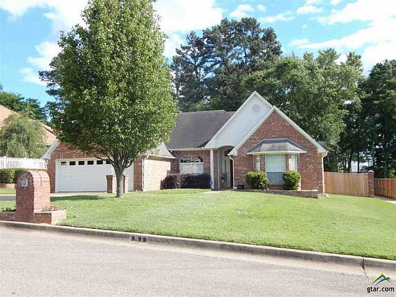 3rd image of 11911 Acadia Dr