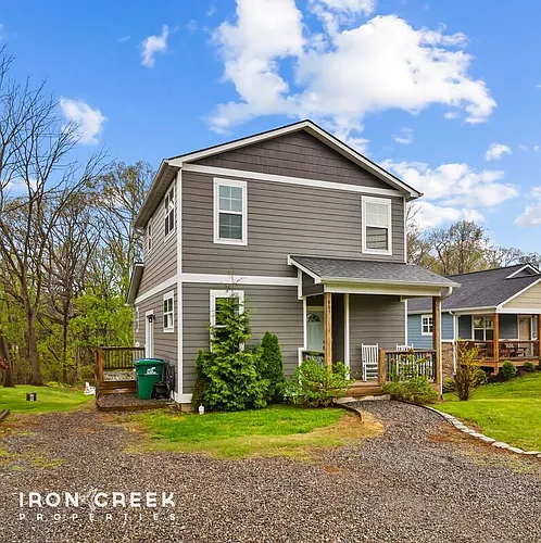 864 Sand Hill Rd Photo 1