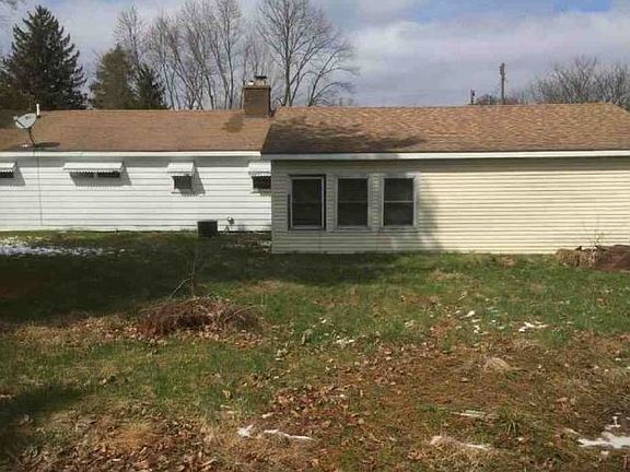 4th image of 703 W Curtis St