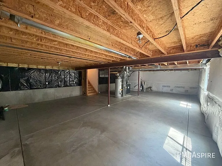 1424 Wildrose Dr — Photo 13