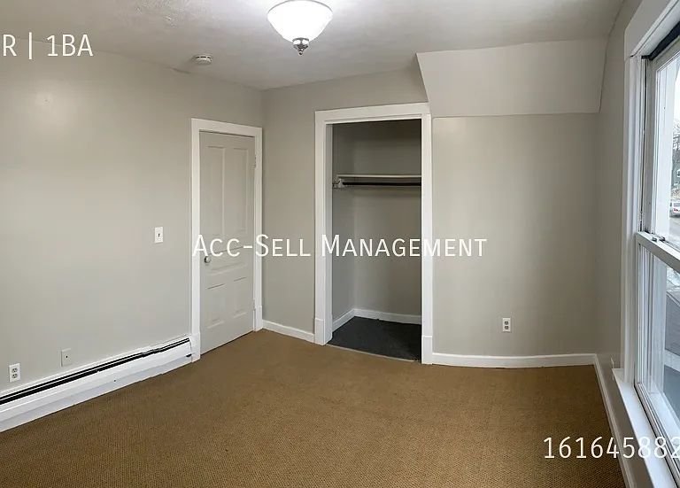 104 Diamond Ave SE #2 — Photo 4