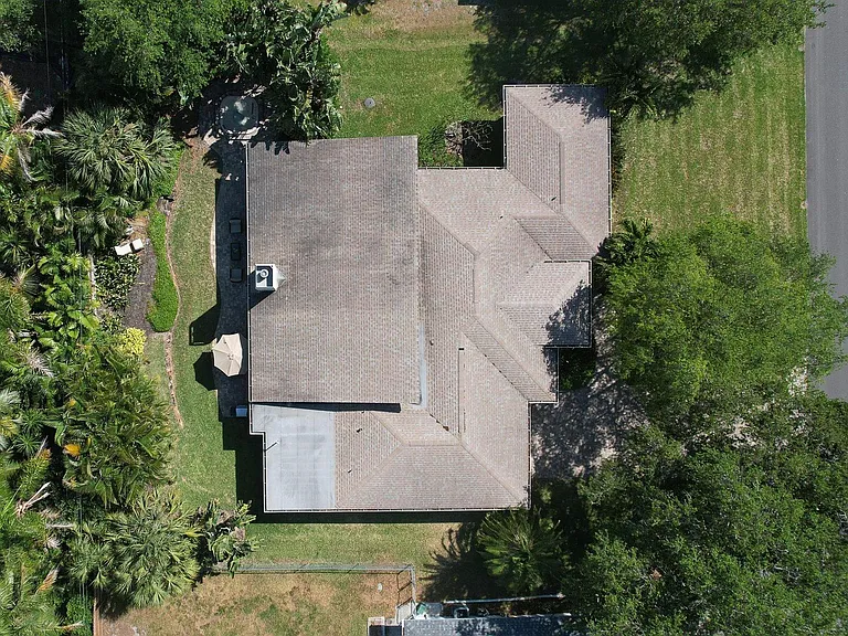 113 Harbor View Ln — Photo 49