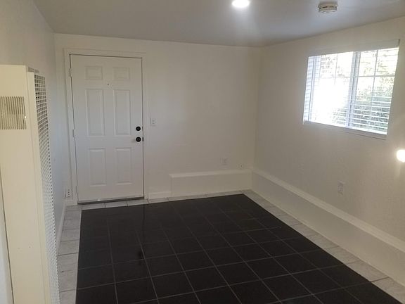 2nd image of 1508 Montana Ave #1508