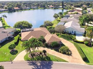 6995 Country Lakes Cir, Sarasota, FL 34243