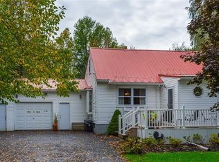 6715 Fremont Rd, East Syracuse, NY 13057