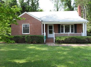 7102 Main St, Walstonburg, NC 27888