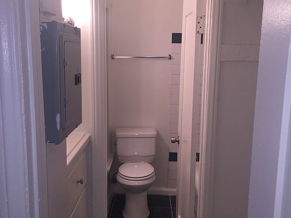 5th image of 1411 Toberman St APT 211