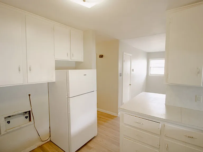 2812 43rd St #7 — Photo 6