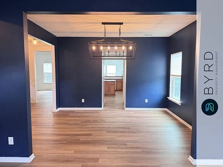7025 Heartleaf Ln — Photo 4