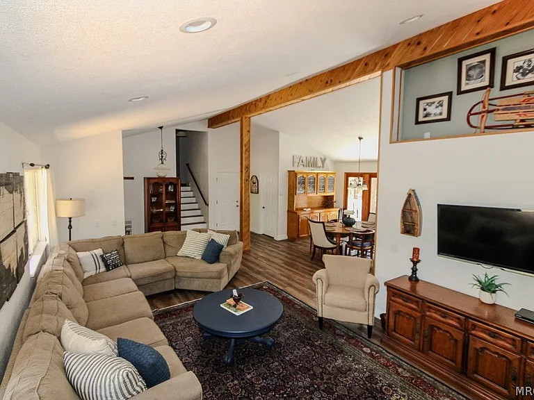 42109 Evergreen Dr — Photo 6