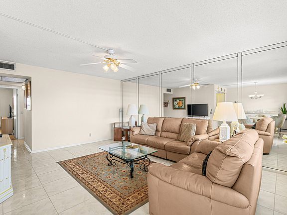 5th image of 2056 Exeter D