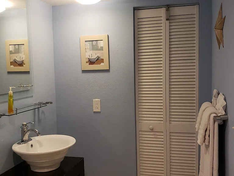 701 S Madison Ave #503 — Photo 23