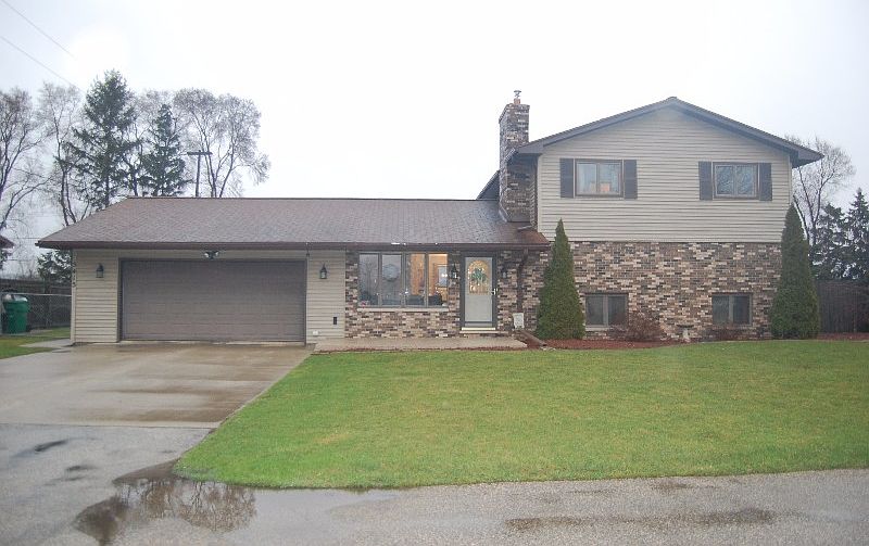 1st image of 5415 Lorraine Ct