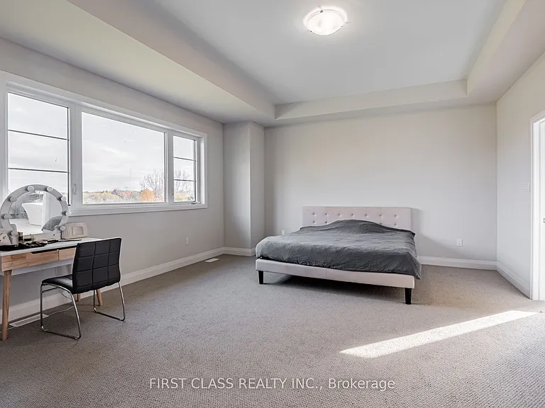 15 Kenneth Campbell Ct — Photo 25