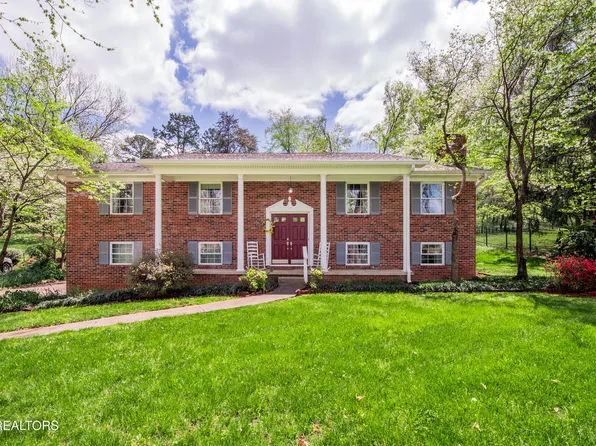 6912 Cresthill Dr, Knoxville, TN 37919