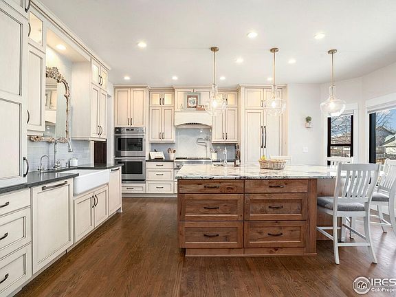 3rd image of 2519 Shavano Ct
