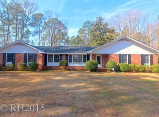 1156 Barnwell Dr, Sumter, SC 29154