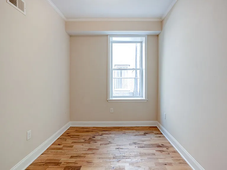 1723 Master St — Photo 5
