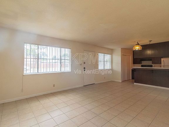 3rd image of 1227 Pinetree Dr Unit 1