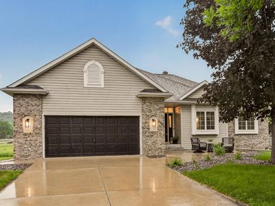 2945 Stonegate Ct SW, Rochester, MN, 55902