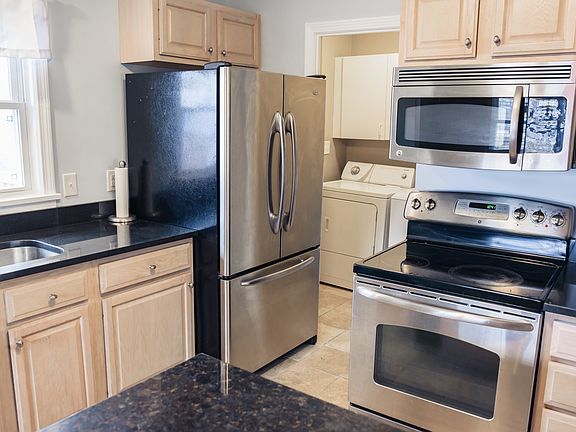 2nd image of 2537 Fureen Dr