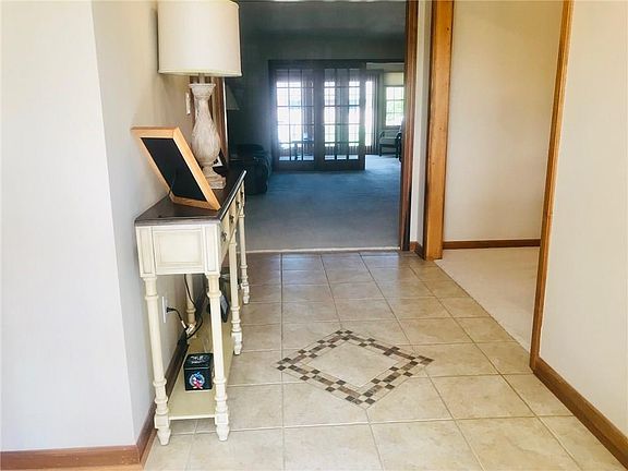 2nd image of 846 Briarwood Dr