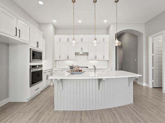 5th image of 1509 Windflower Dr