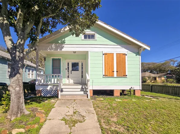 4302 Avenue Q 1/2, Galveston, TX 77550