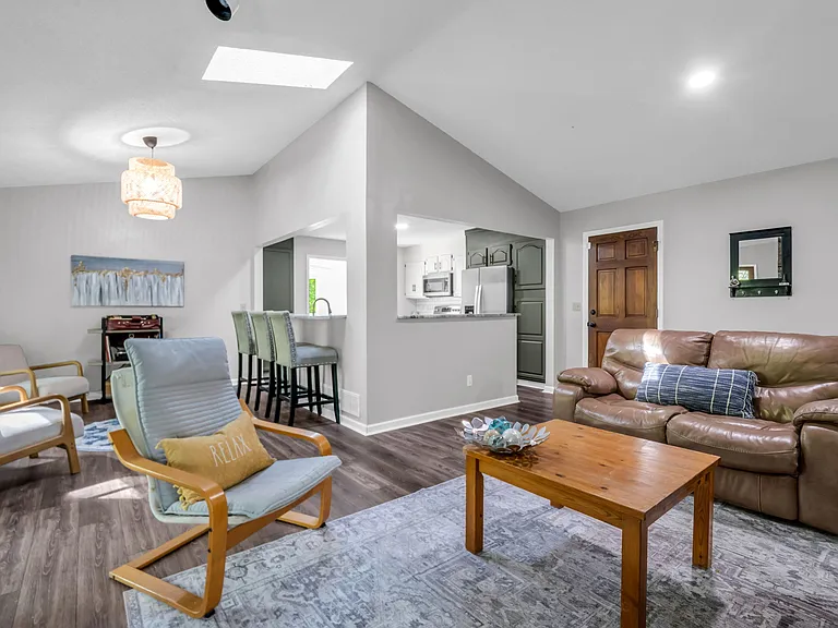 140 Ridgeview Dr — Photo 12