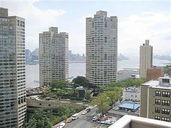 7000 Boulevard East in Guttenberg