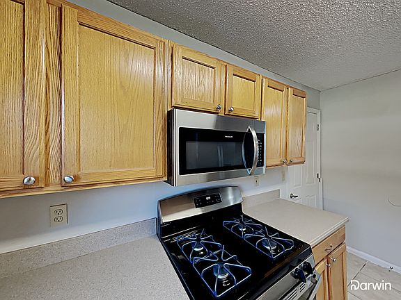 4th image of 11152 Lord Taylor Dr