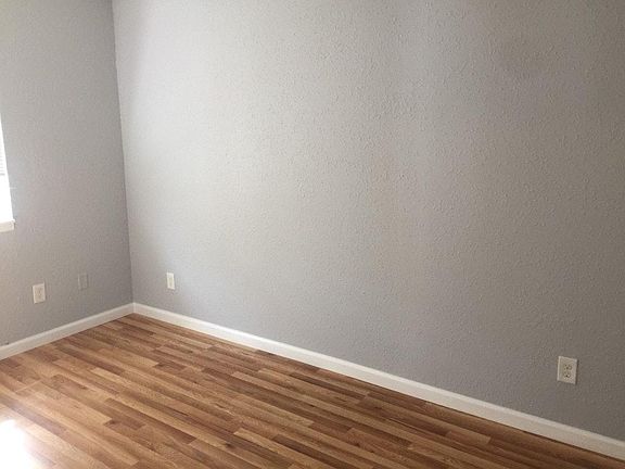 5th image of 7019 NW Chapel Woods Ln