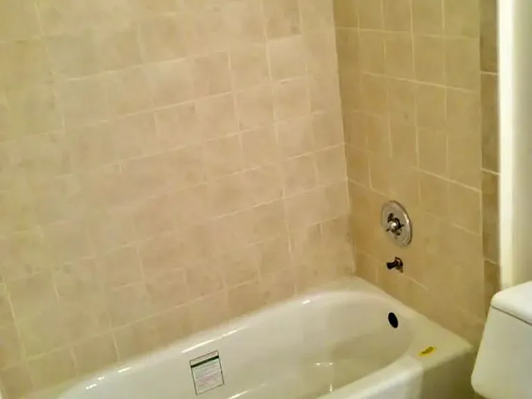 937 Wilcox Ave — Photo 14