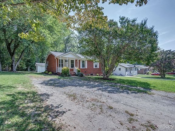 5th image of 119 Sunset Ln