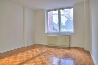 Rented by Addison Property Group