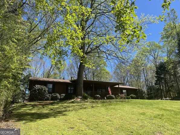 1207 Pine Valley Rd, Gainesville, GA 30501