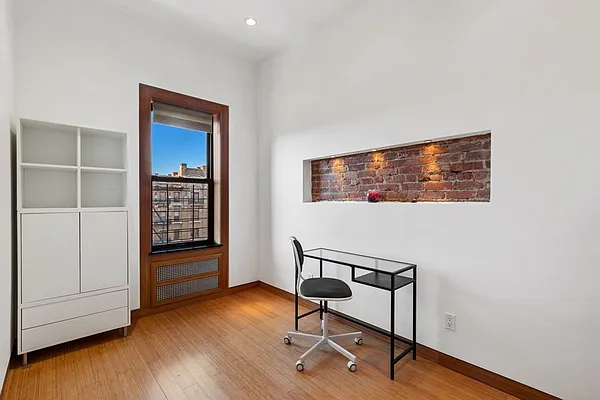 Sold by Corcoran | media 4