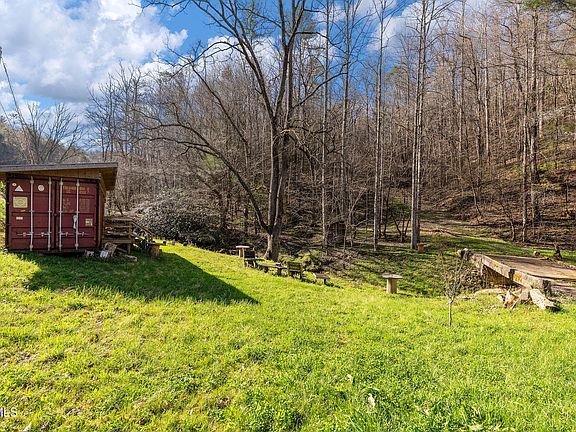 3rd image of Raven Branch Rd