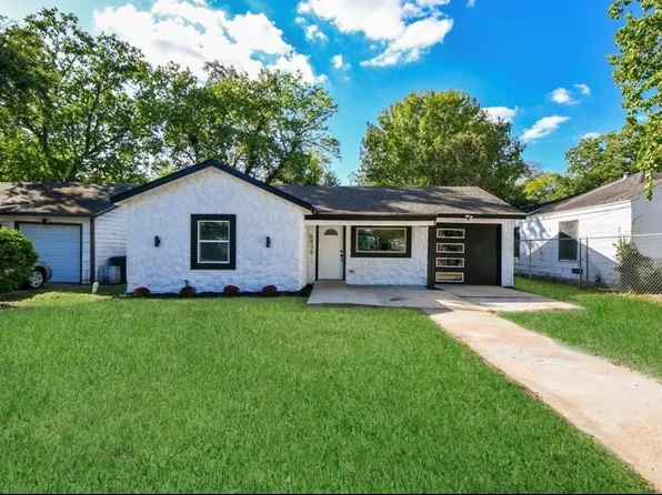 6834 Saint Augustine St, Houston, TX 77021