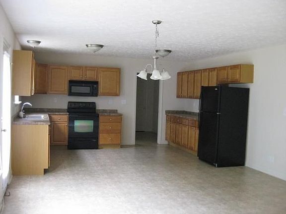 2nd image of 2013 Kyverdale Dr