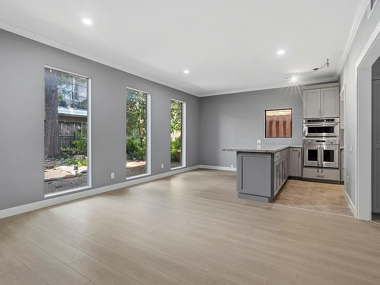 6215 Westcott St #A — Photo 8