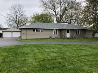 4952 S Freeman Rd, Orchard Park, NY 14127