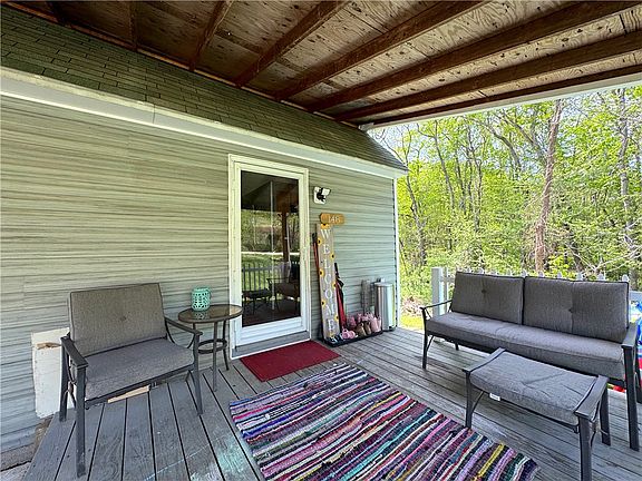 4th image of 148 Poverty Hollow Rd